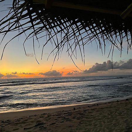 Ocean Reef Hotel Хіккадува Екстер'єр фото