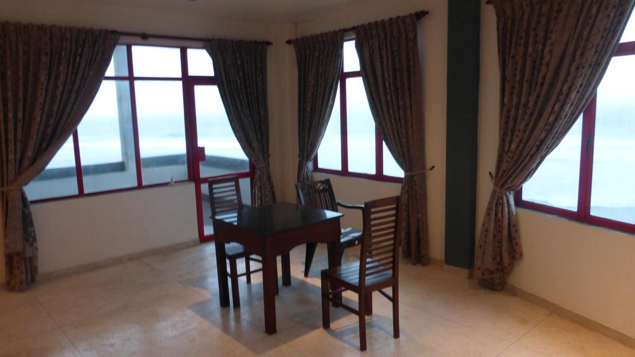 Ocean Reef Hotel Хіккадува Екстер'єр фото