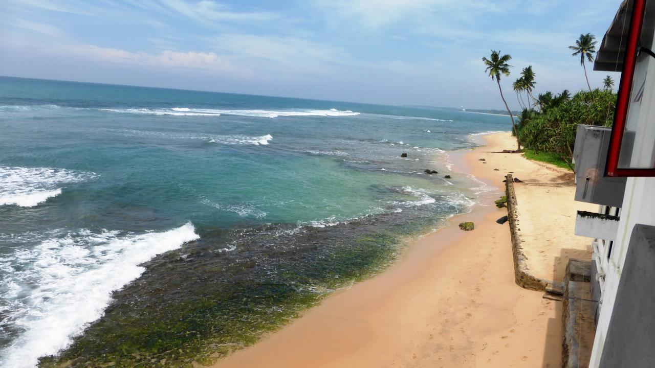 Ocean Reef Hotel Хіккадува Екстер'єр фото